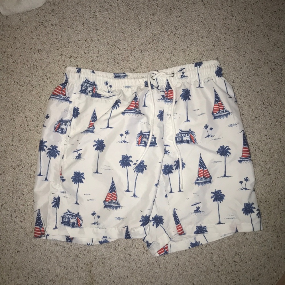 Men’s swim trunks